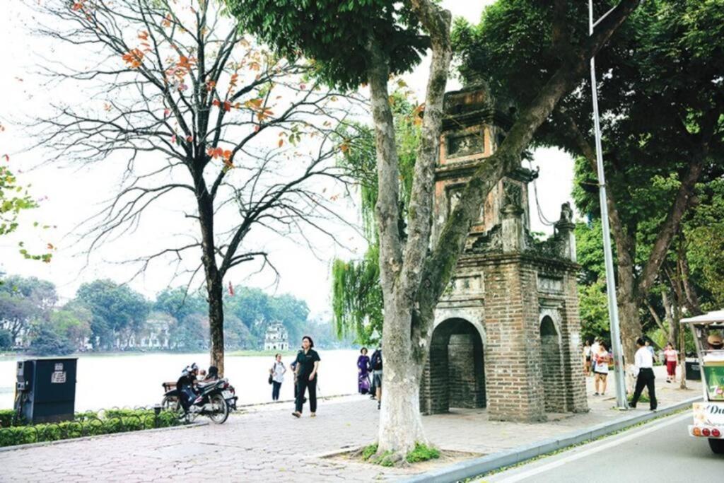 Old Quarter Autumn Hanoi Exterior photo